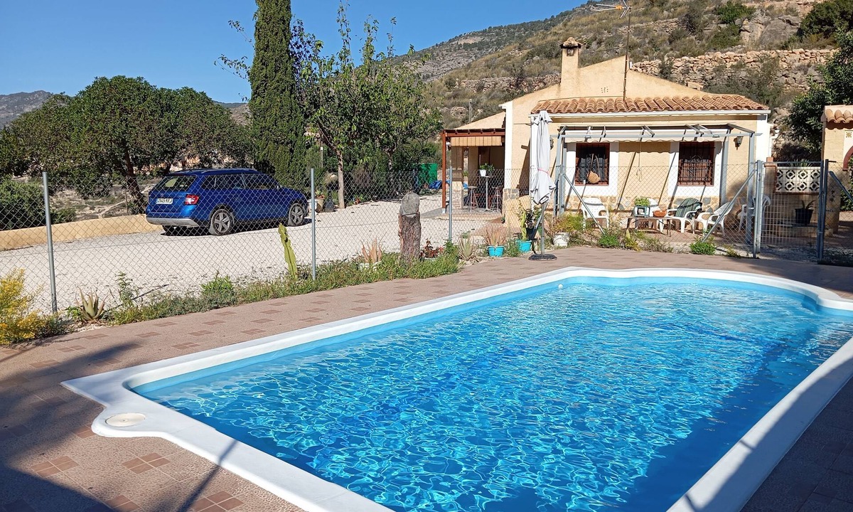 Relleu Cottage | Self catering Genoveva II for 6 people