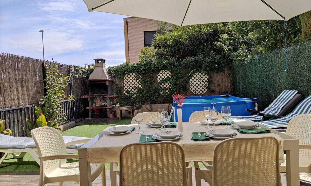 Viana House | Self catering Jardines de Viana Spa for 8 people