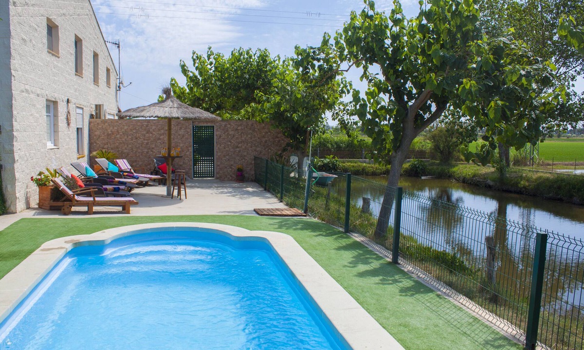 Riumar Cottage | Self catering Paradise Ebro for 16 people