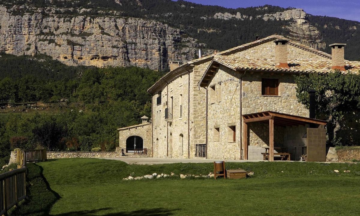 Oden House | Self catering Poble Rural Puigarnau-Pubill�� for 6 people
