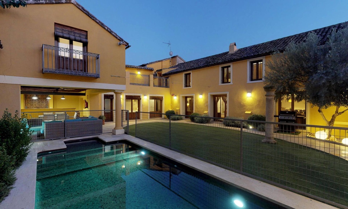Las Herencias Cottage | Self catering Villa Cornelius for 12 people