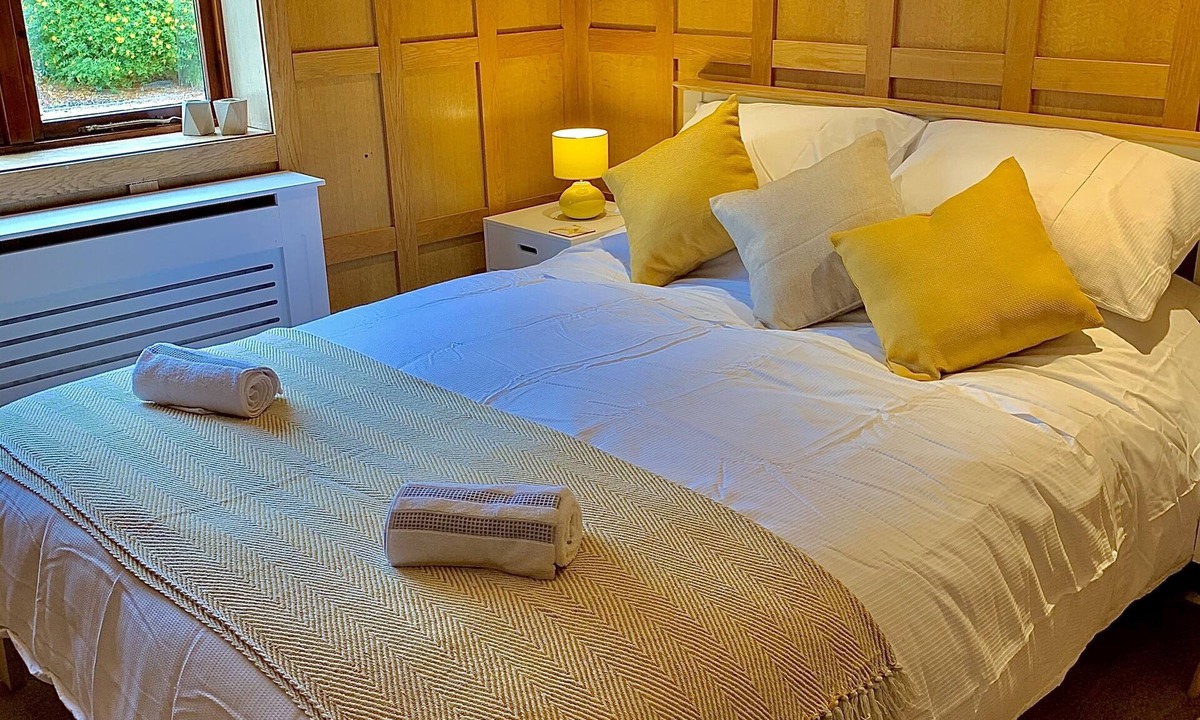 Henfield Apartment | Self Contained Annexe