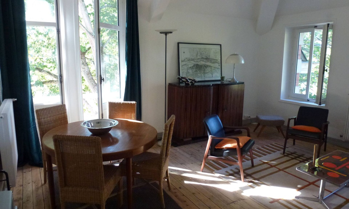 Savonnieres House | self-contained apartment in the grounds of a château