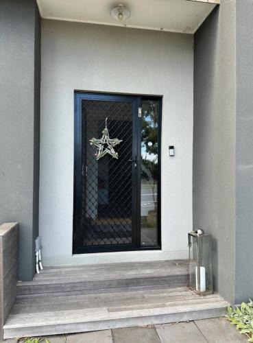 Clyde North Apartment | Self-contained Flat