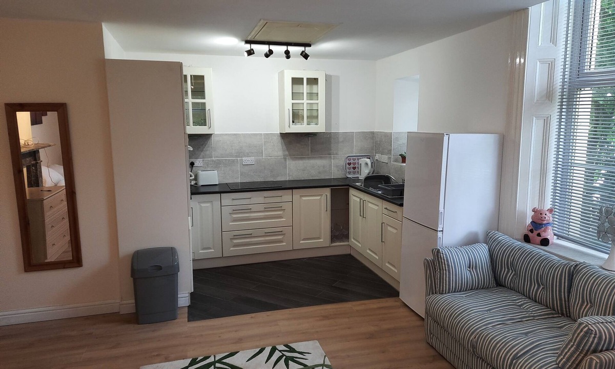 Winterton-on-Sea Apartment | Self Contained Studio Flat in Winterton Hall