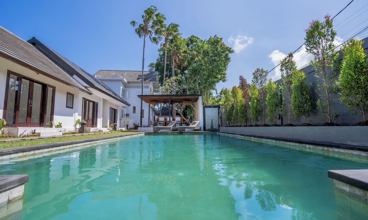 Dyanapura Villa | SEMINYAK, 10 BDR, BEACHSIDE, GREAT INCLUSIONS