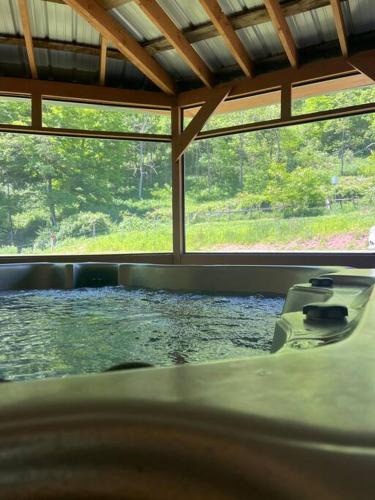 Allegheny Mountains House | Seneca Cabin - New Updates - Fun Getaway!