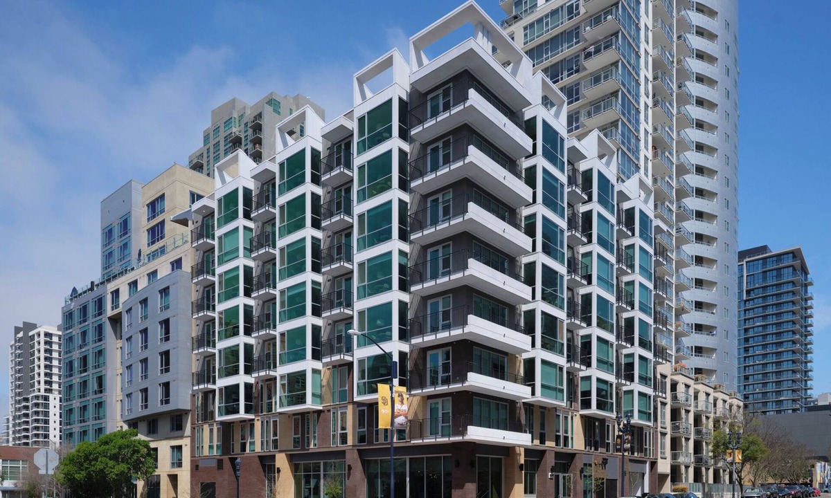East Village Apartment | Sentral Gaslamp Quarter