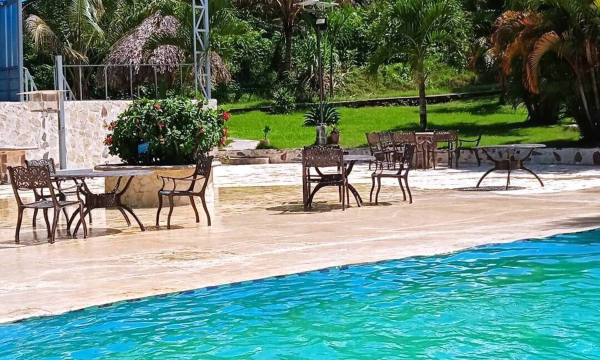 Sabana Grande De Boya Hotel | Serapius Green