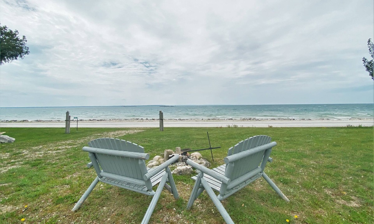 St Ignace House | Serendipity on Lake Michigan