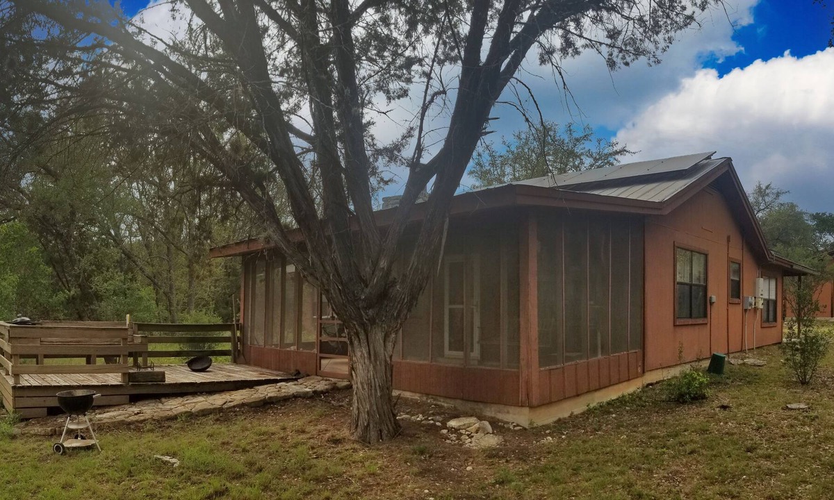 Rio Frio House | SERENDIPITY RIVER BUNGALOW