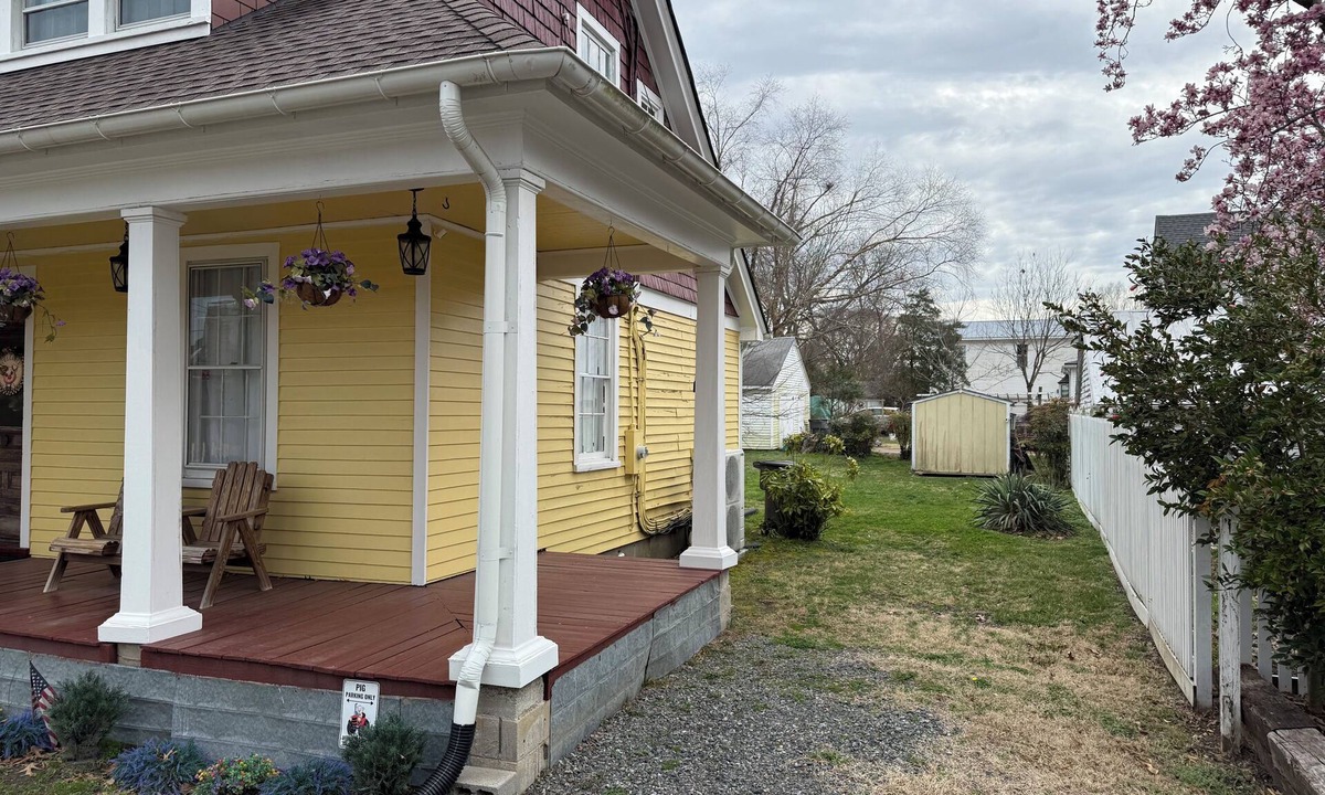 Smithfield House | Serene 3-bedroom house in welcoming Smithfield with AC