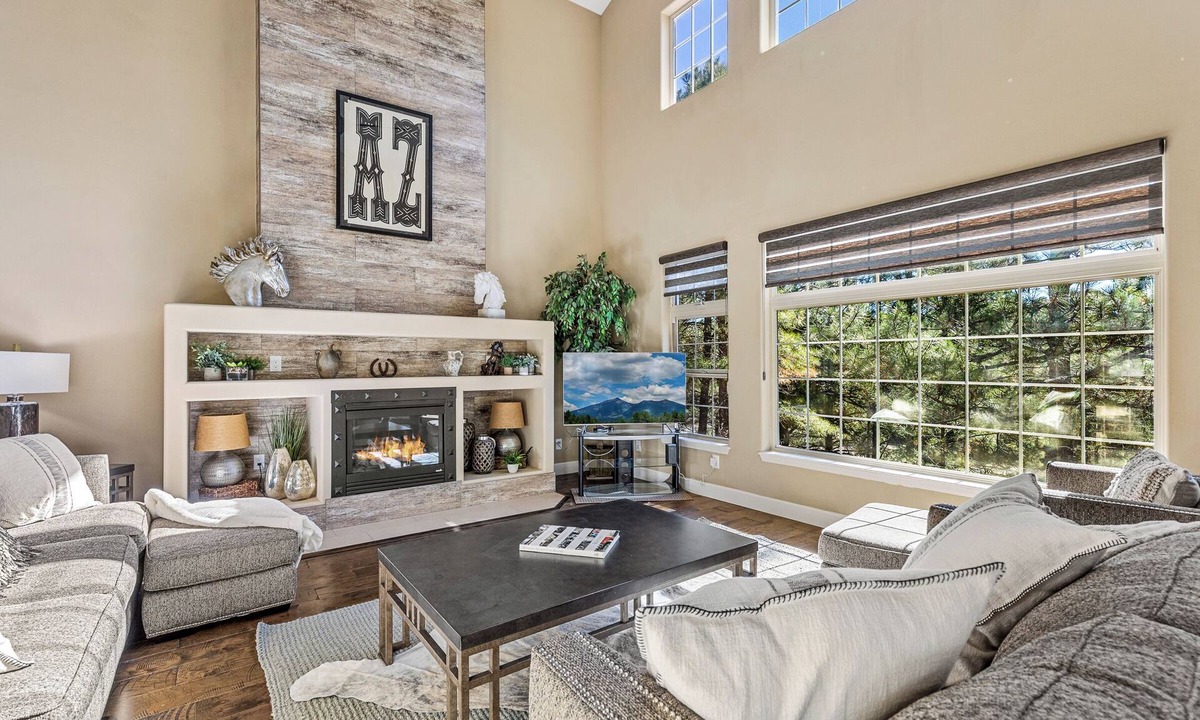 Ponderosa Trails House | Serene 3-bedroom house with AC in Flagstaff close to NAU, downtown AND Snowbowl