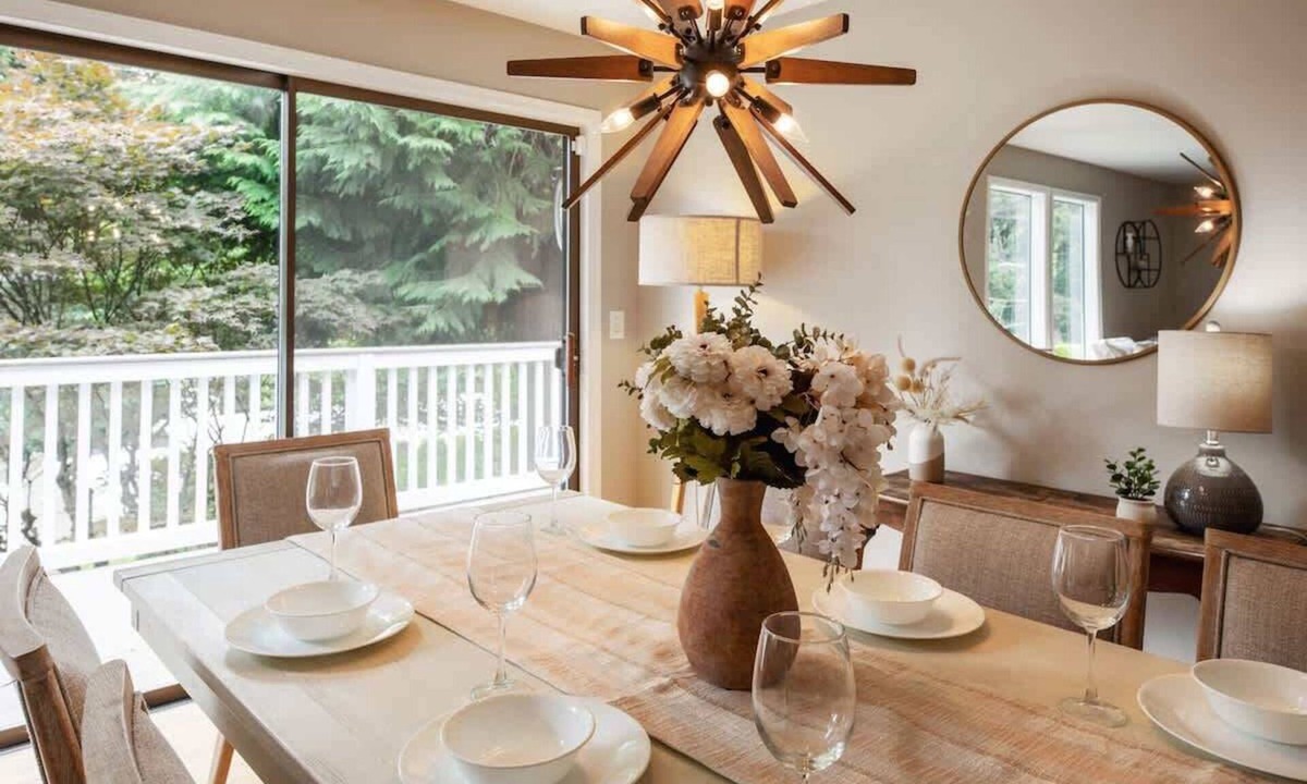 Redmond House | Serene 3b2b Home, Family-Friendly, Backyard & A/C