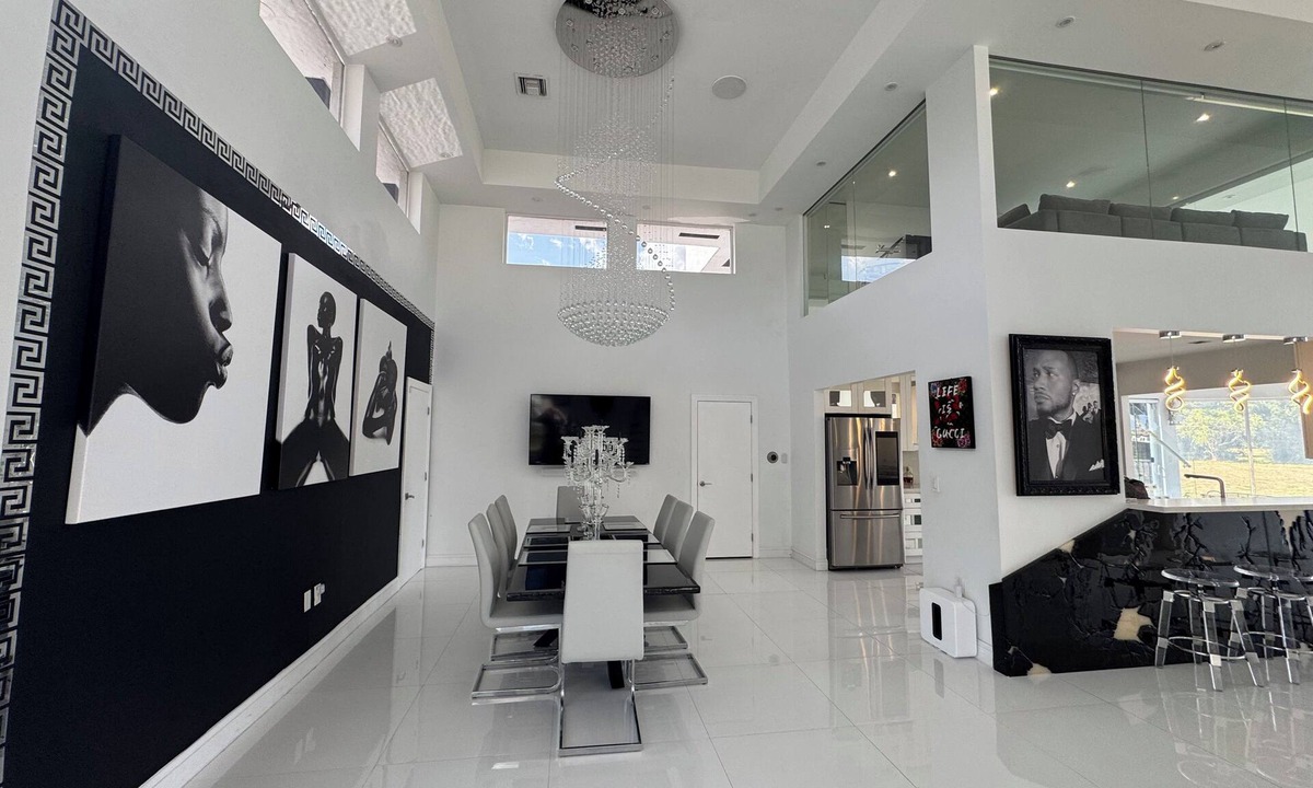 Tamarac House | Serene 4-Spacious luxury home