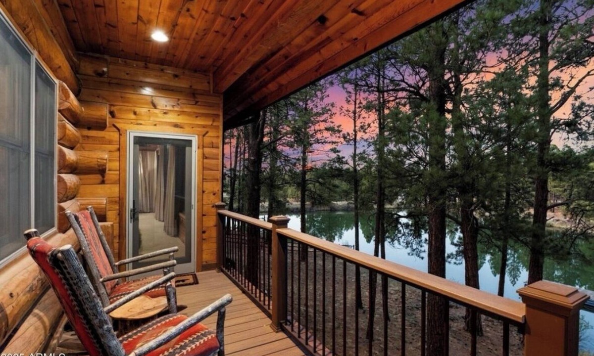 Greer Cabin | Serene 5-bedroom cabin perfect for a relaxing Greer getaway