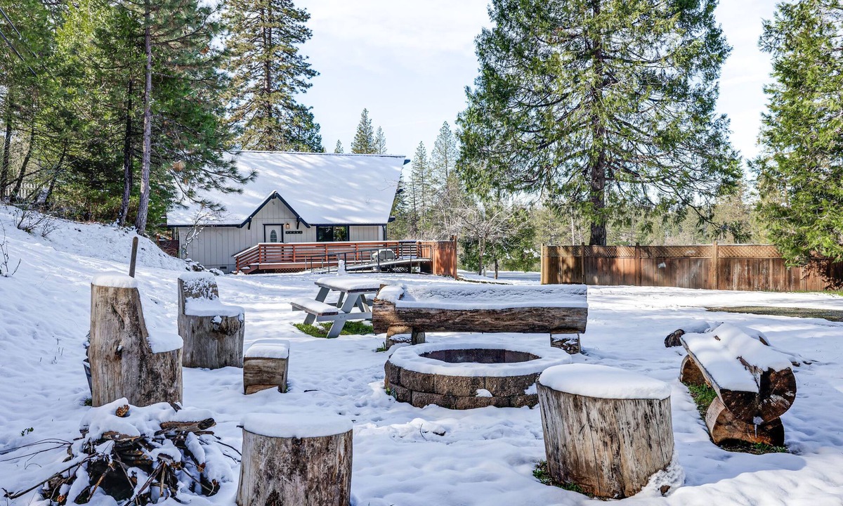 Forest Meadows Cabin | Serene Cabin Retreat Between Murphys & Arnold
