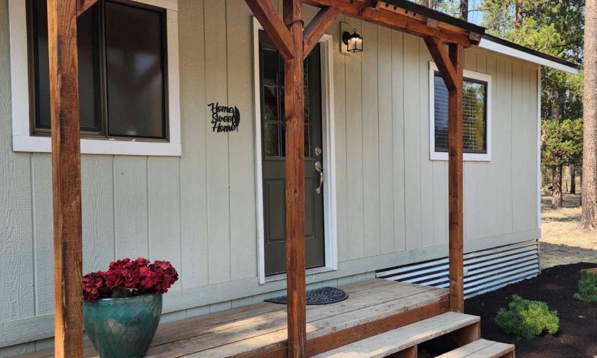 La Pine Cabin | Serene cabin with WiFi in La Pine