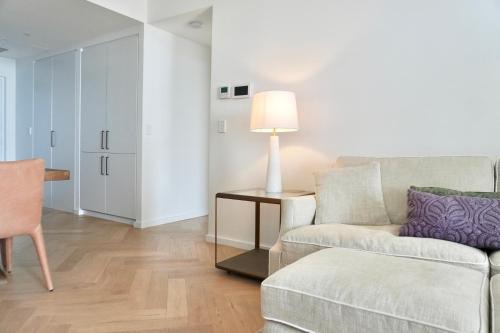 Kogarah Apartment | Serene Designer Stay