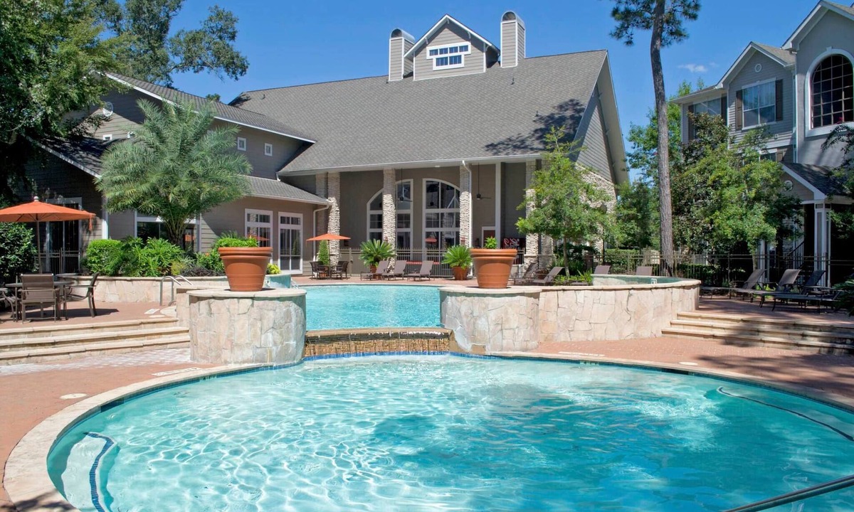 Alden Bridge Apartment | Serene Escape In The Pines