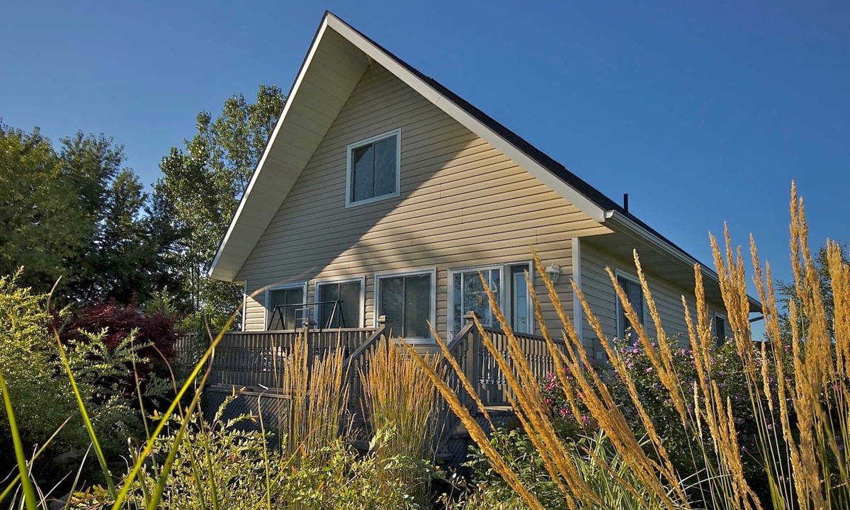 Bluewater Cottage | Serene Escape Private and Tranquil!