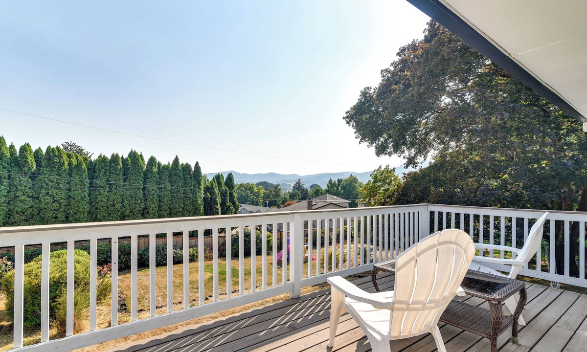 Forest Grove House | Serene Forest Grove Home w/Deck & Stunning Views!