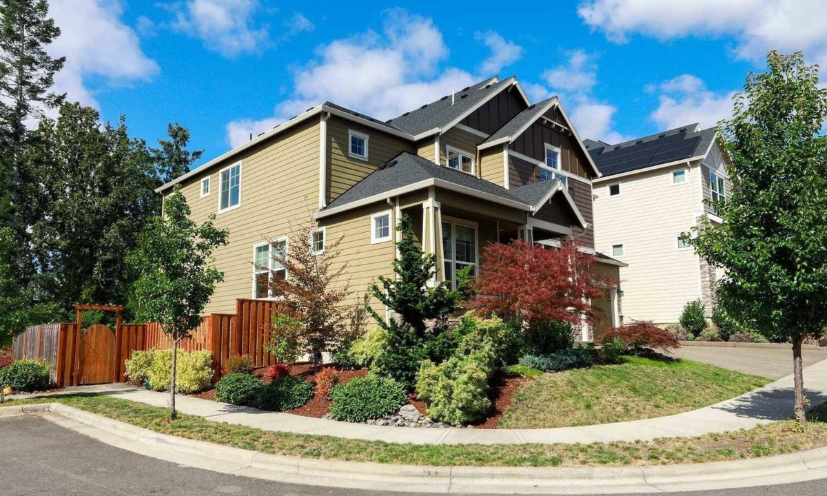 Bonny Slope House | Serene Haven Heights on Kinsley Terrace