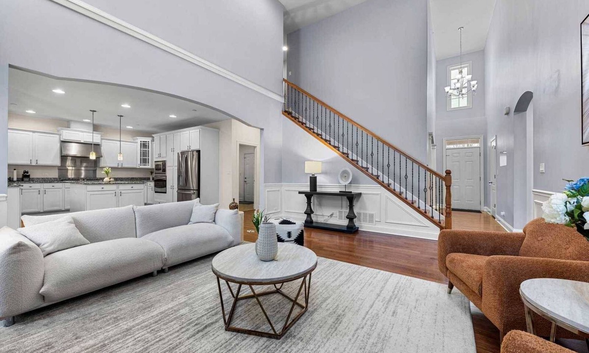 Libertyville House | Serene Haven on Cater Ln