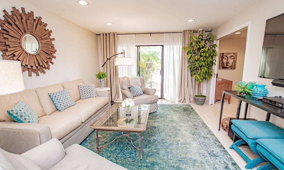 Wesley Chapel Condo | Serene Hideaway | 2BR Corner Condo | Pools, Hot Tub| Walk-Out Patio