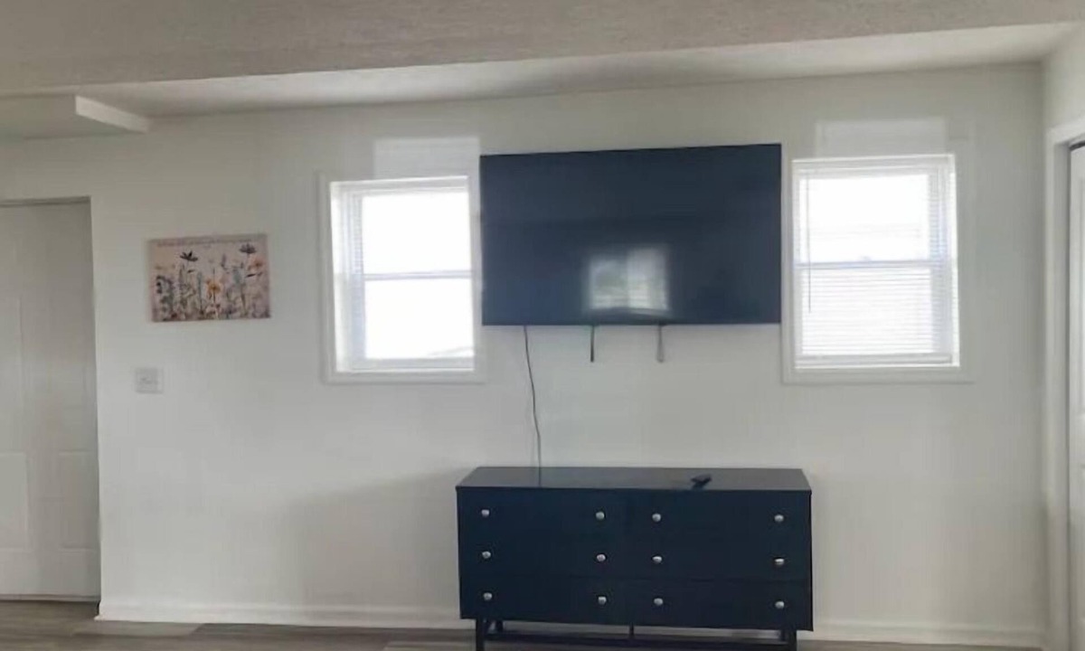 Ostrander House | Serene Home & Endless Sky-Views, 3-BR