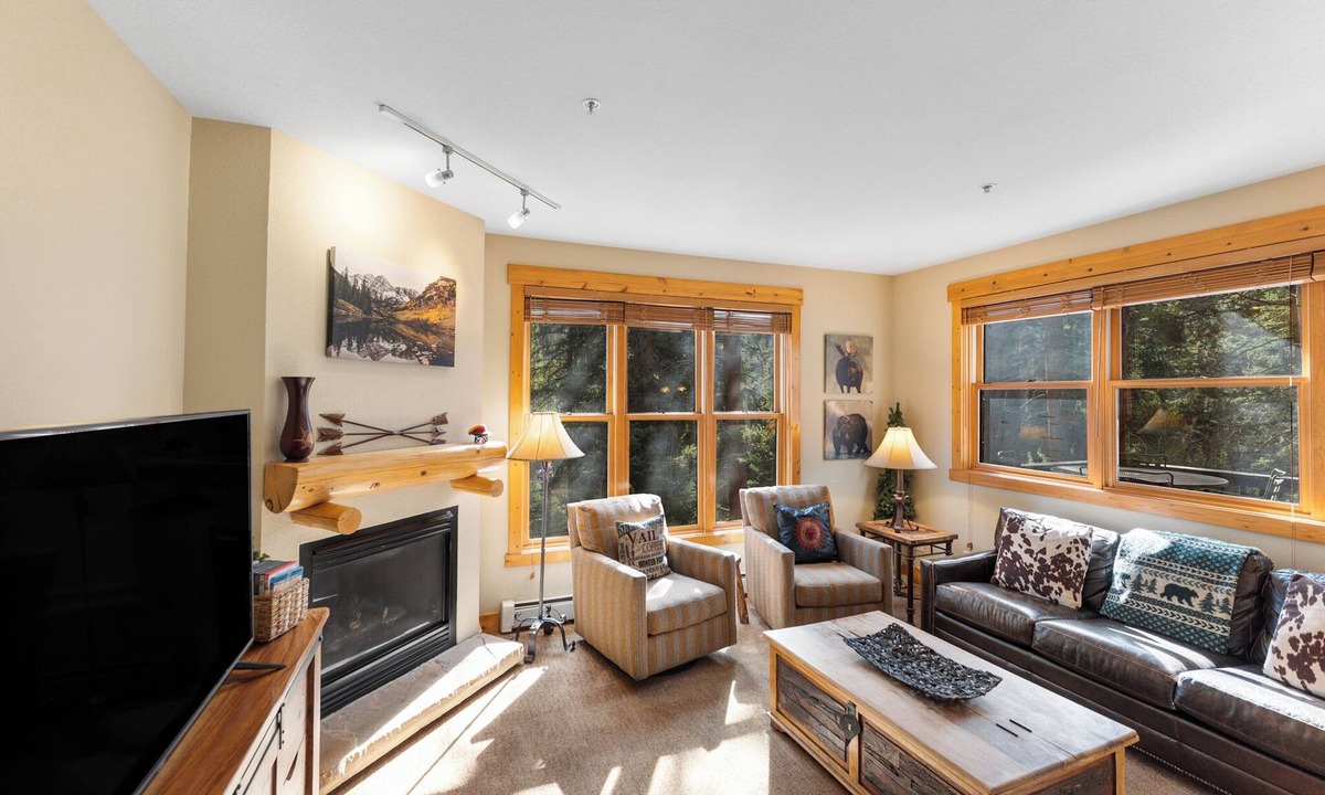 Keystone Condo | Serene Keystone Condo & Great Views from Balcony, Mins from Resort Shuttle