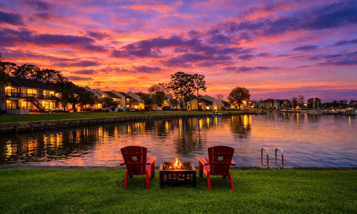 Walden on Lake Conroe Condo | Serene Lakeside 2BR | Sunset Views & Relaxing Stay