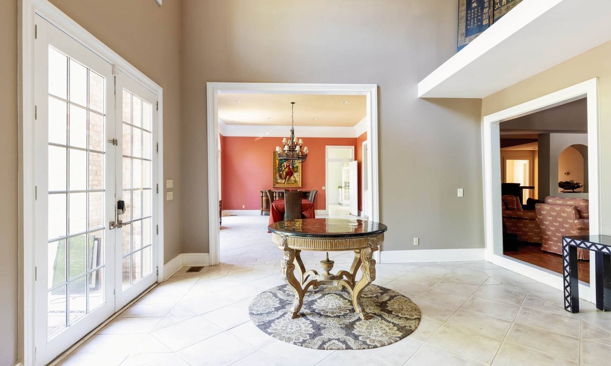 Brentwood House | Serene Large 5bd/5.5ba Estate in Brentwood