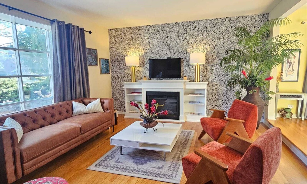 Highland Park House | Serene Retreat Awaits You!