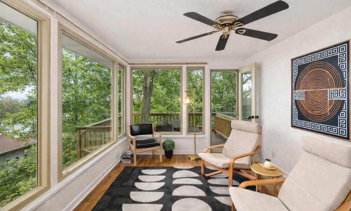 Appleton House | Serene Riverfront House w/Fireplace & Fast WiFi