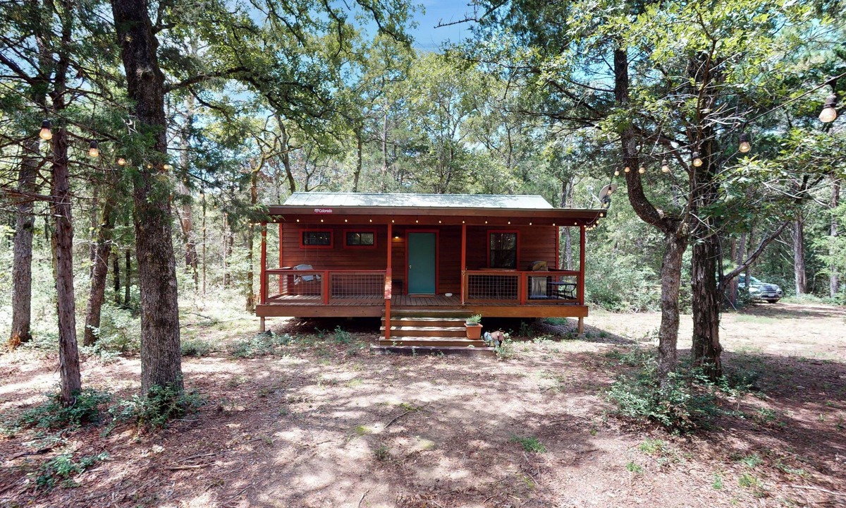 Paige Cabin | Serene & Secluded Paige Cabin: Dogs Welcome!