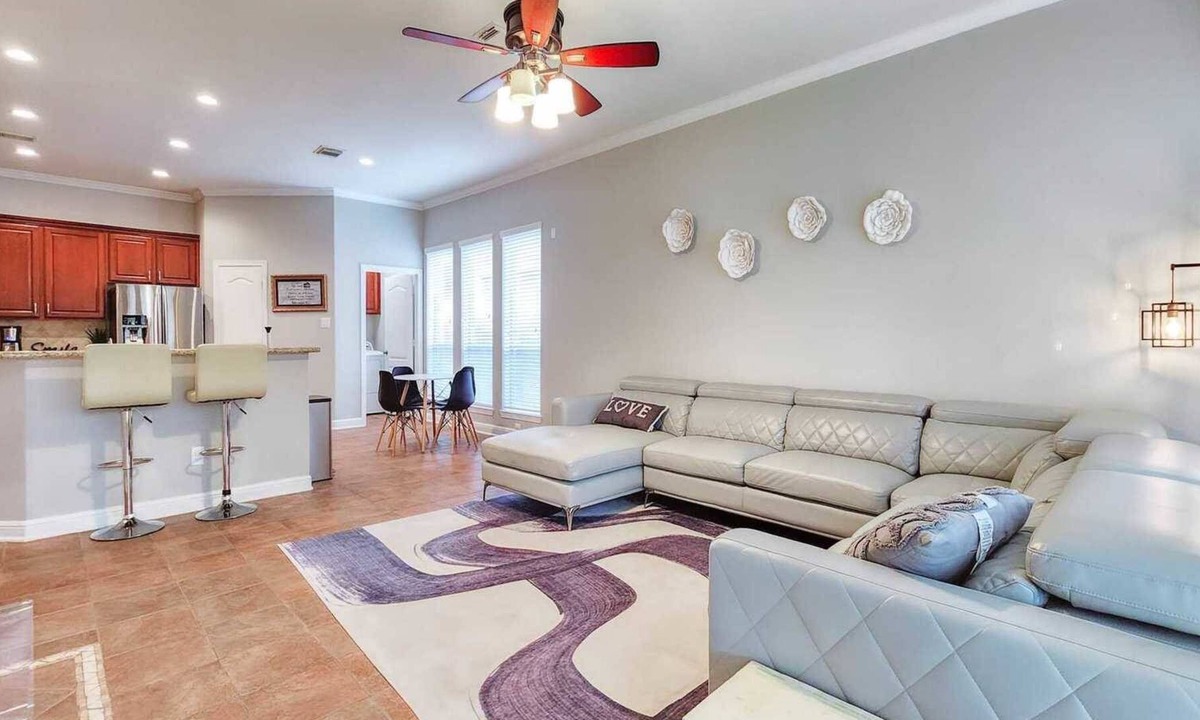 Jersey Village House | Serene Sky on Cherry Hills Dr