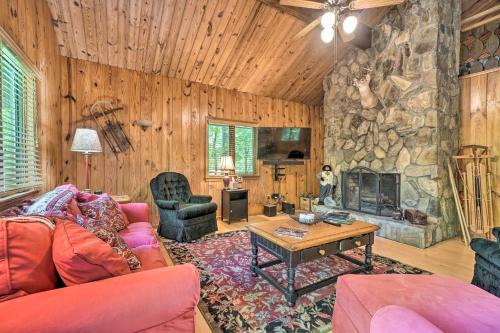Sky Valley House | Serene Sky Valley Family Chalet w/Fireplace
