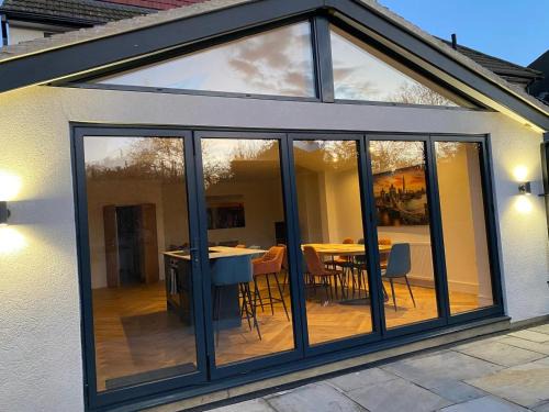 Coulsdon West House | Serene Stays