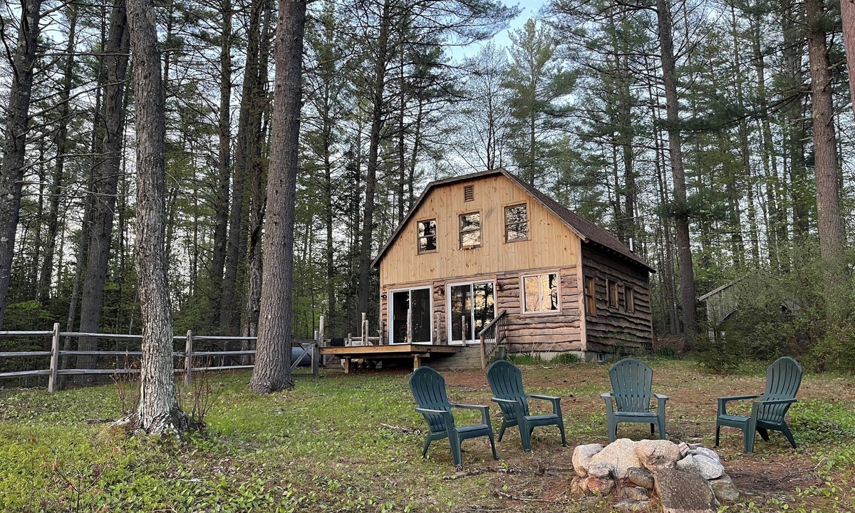 Waterford Cabin | Serene Waterfront Cabin