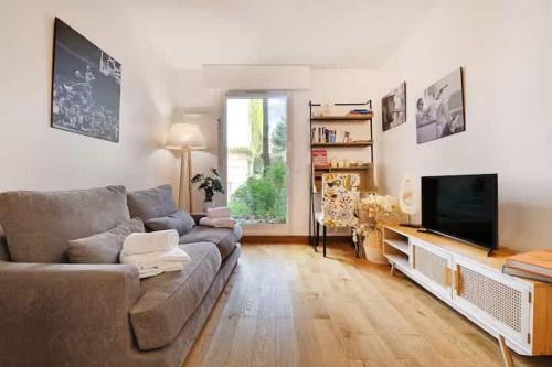 Passy Apartment | Sereners - Trocadero