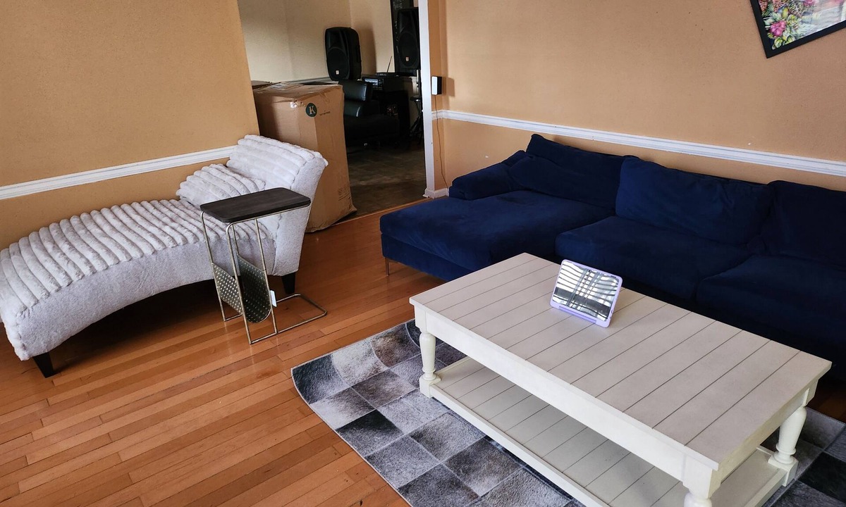 Dublin House | Serenity 2 Getaway .with On-site hostnnnn