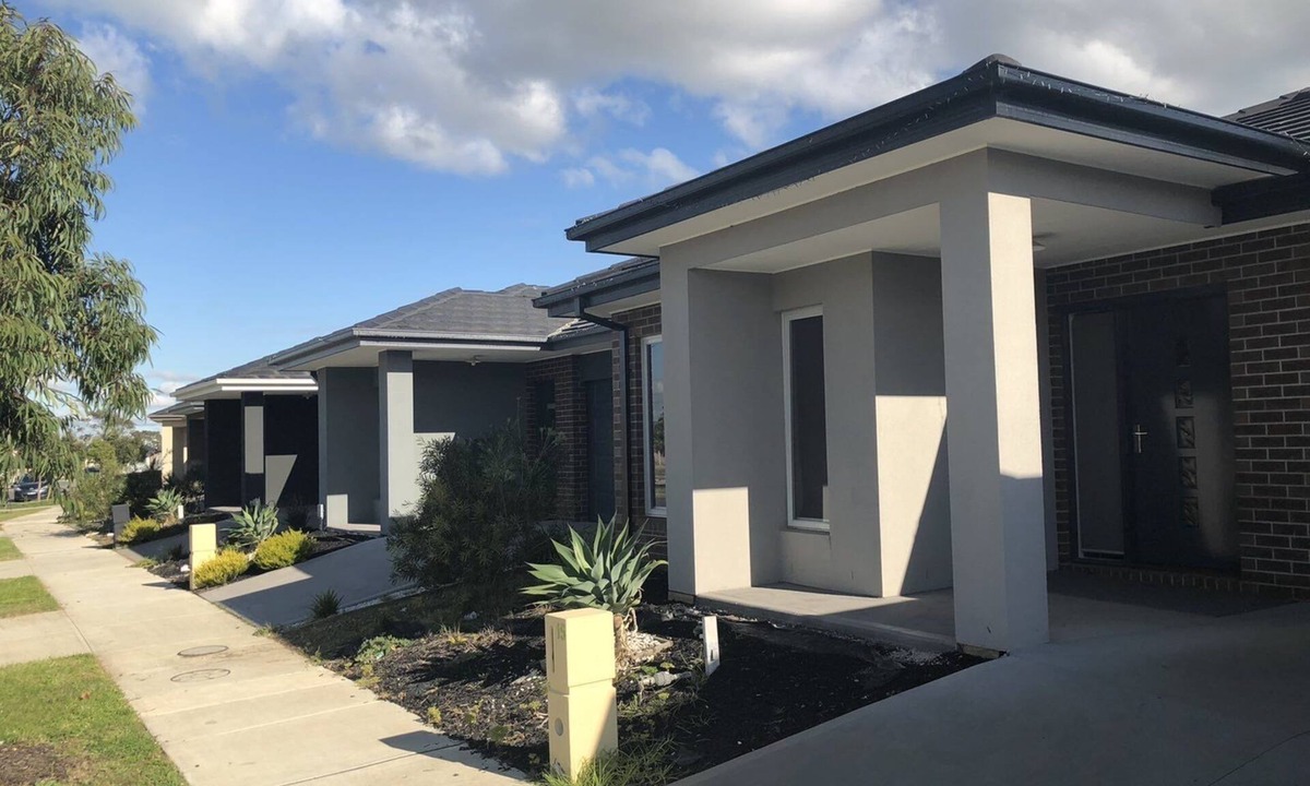 Pakenham House | Serenity 9 - Whole House