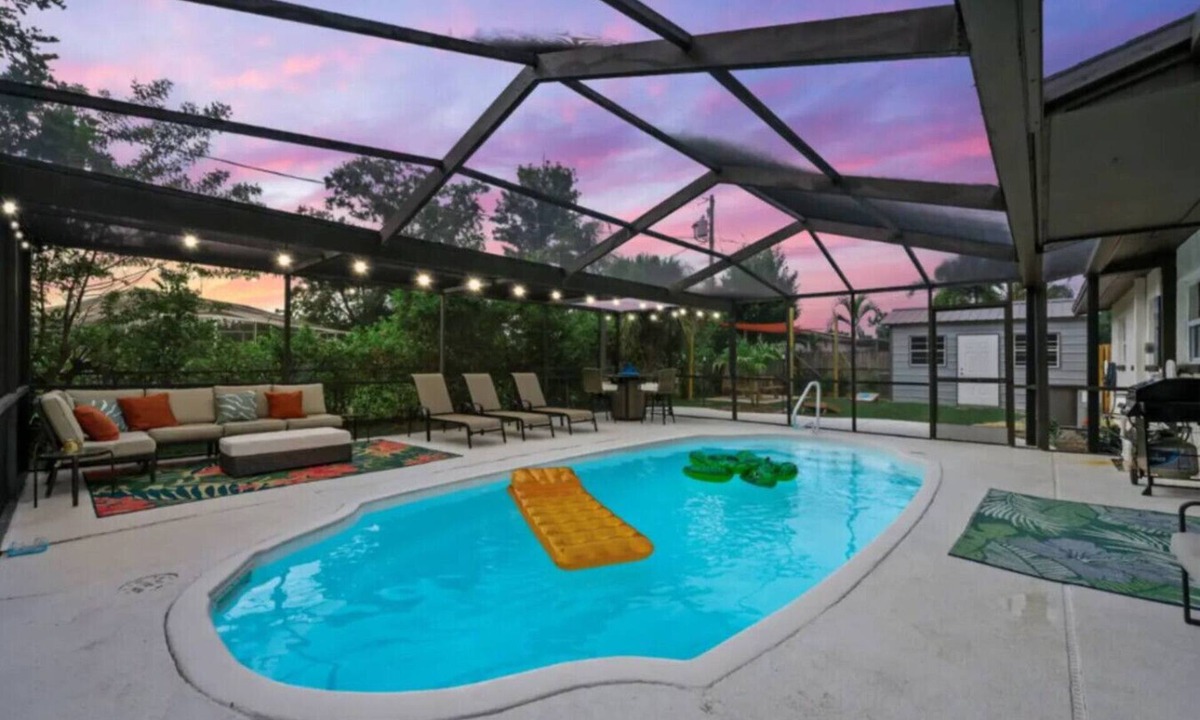 Seminole House | Serenity and Peace - 4BD|2BA Pool Home Minutes from the beach!