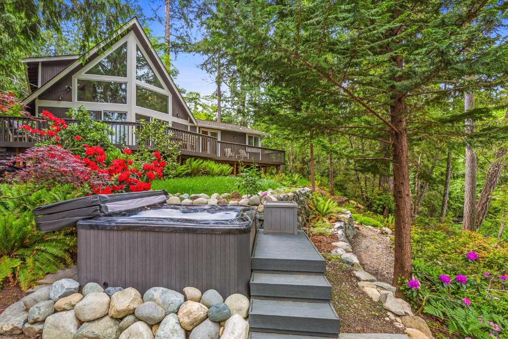 Longbranch House | Serenity Bay Retreat