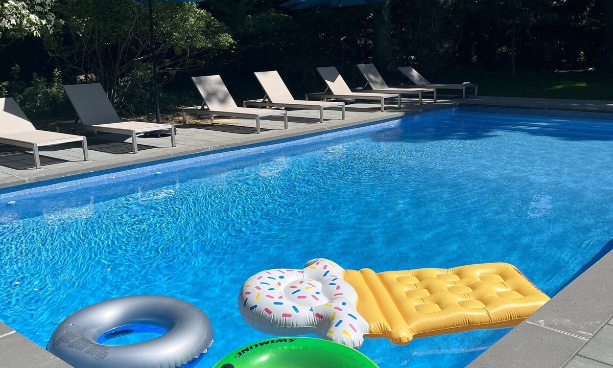 East Patchogue House | Serenity in beautiful Bellport/E.Patchogue.