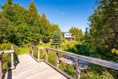 Northern Bruce Peninsula House | Serenity Shores Kayak Paradise