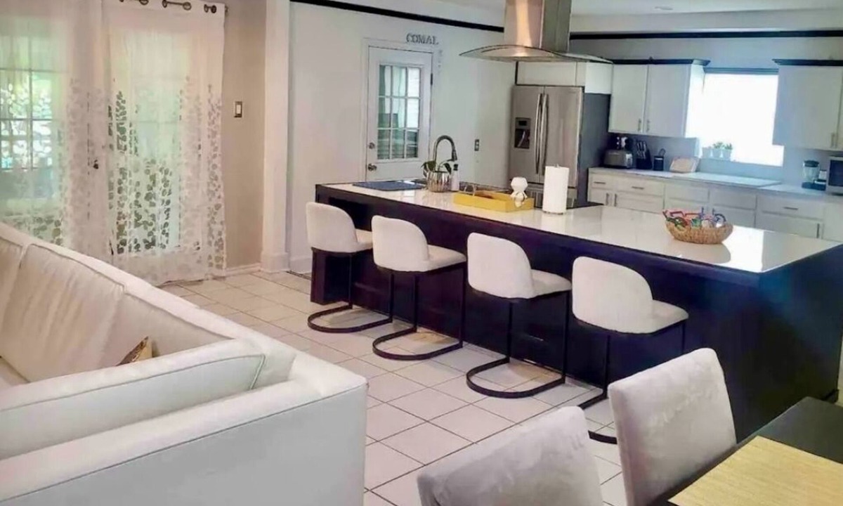 Schertz House | Serenity. Whole house