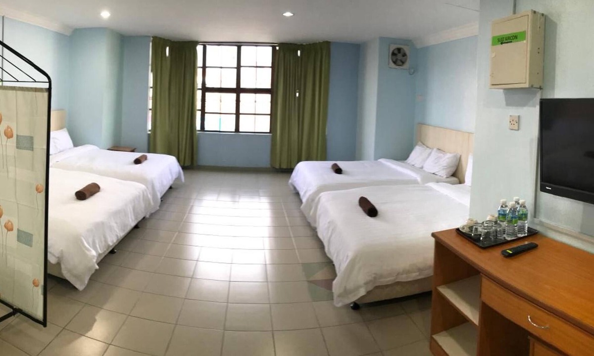 Kampung Kuala Parit Hotel | Seri Kangsar KK Hotel