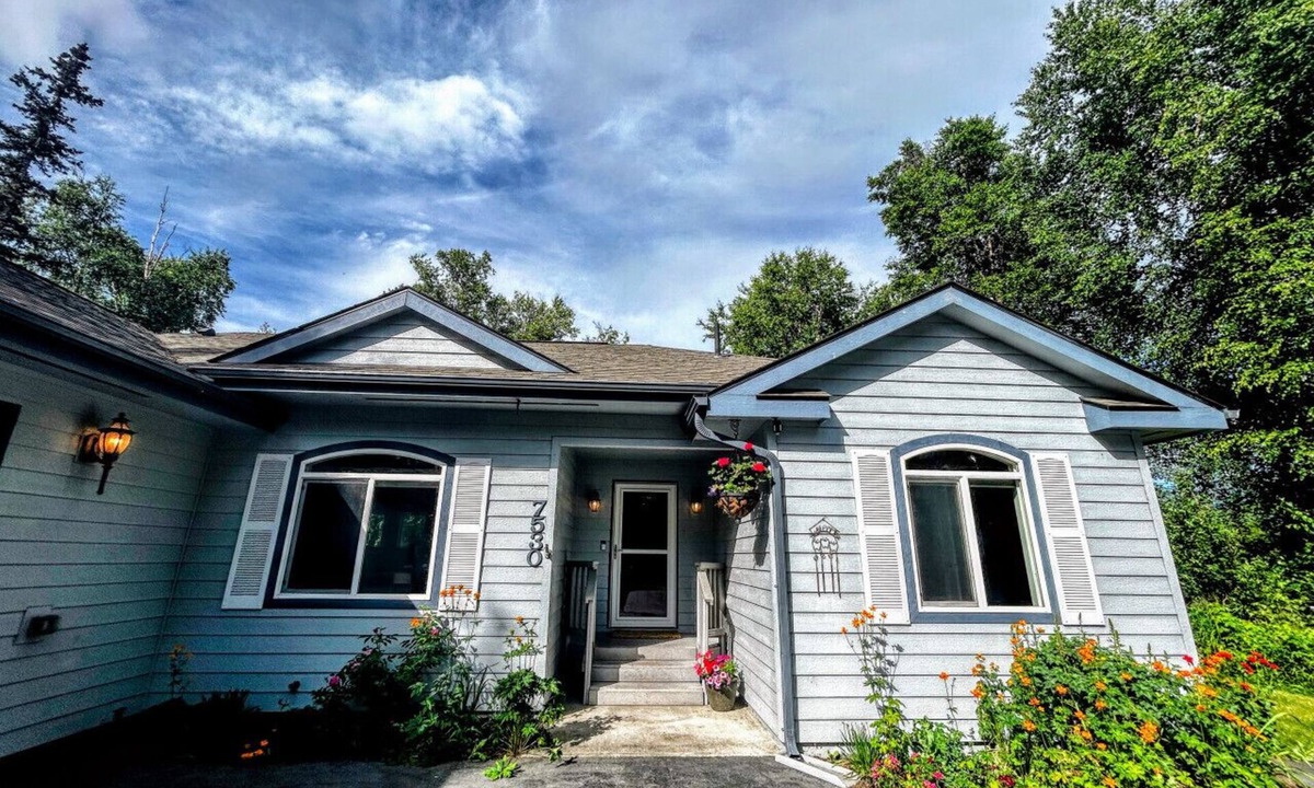 Fishhook Apartment | Set & Drift | Hatcher Pass, Pets Allowed, Peaceful